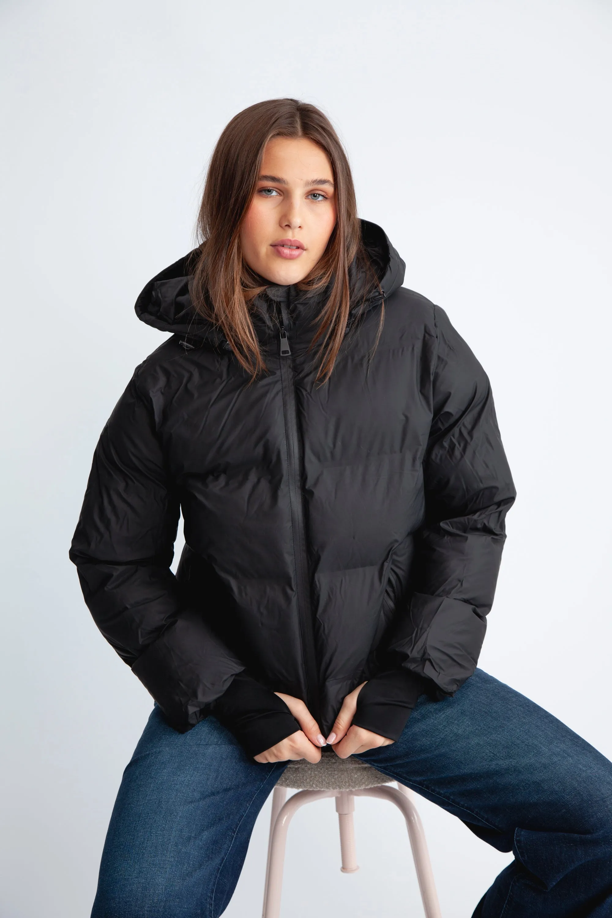 Fox C Puffer Jacket - Black